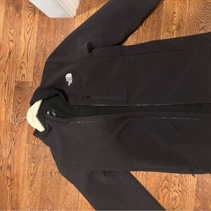 The North Face Men's Dark Gray Performance Jacket